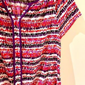 Ann Taylor beautiful and vibrant blouse.